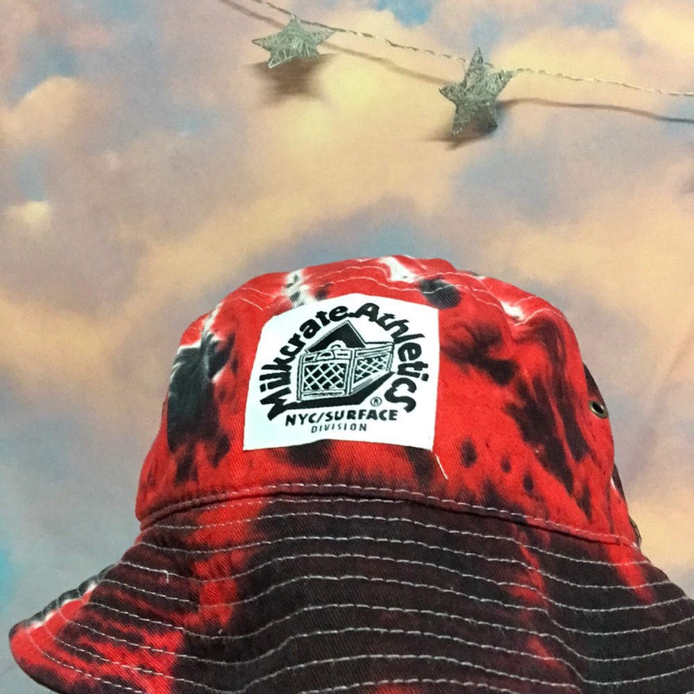 Tilly’s, red and back bucket hat.